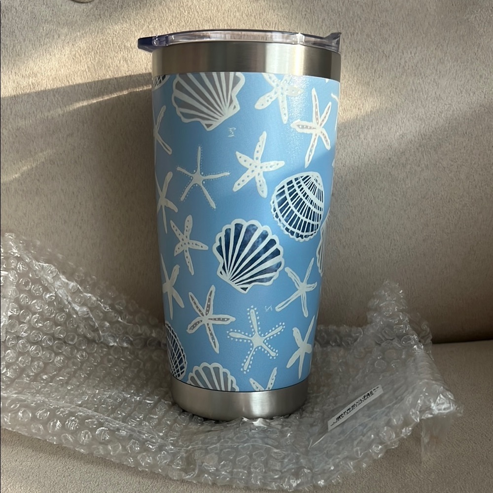 NEW Lug Guzzle Tumbler in Seashell Light Blue 🐚